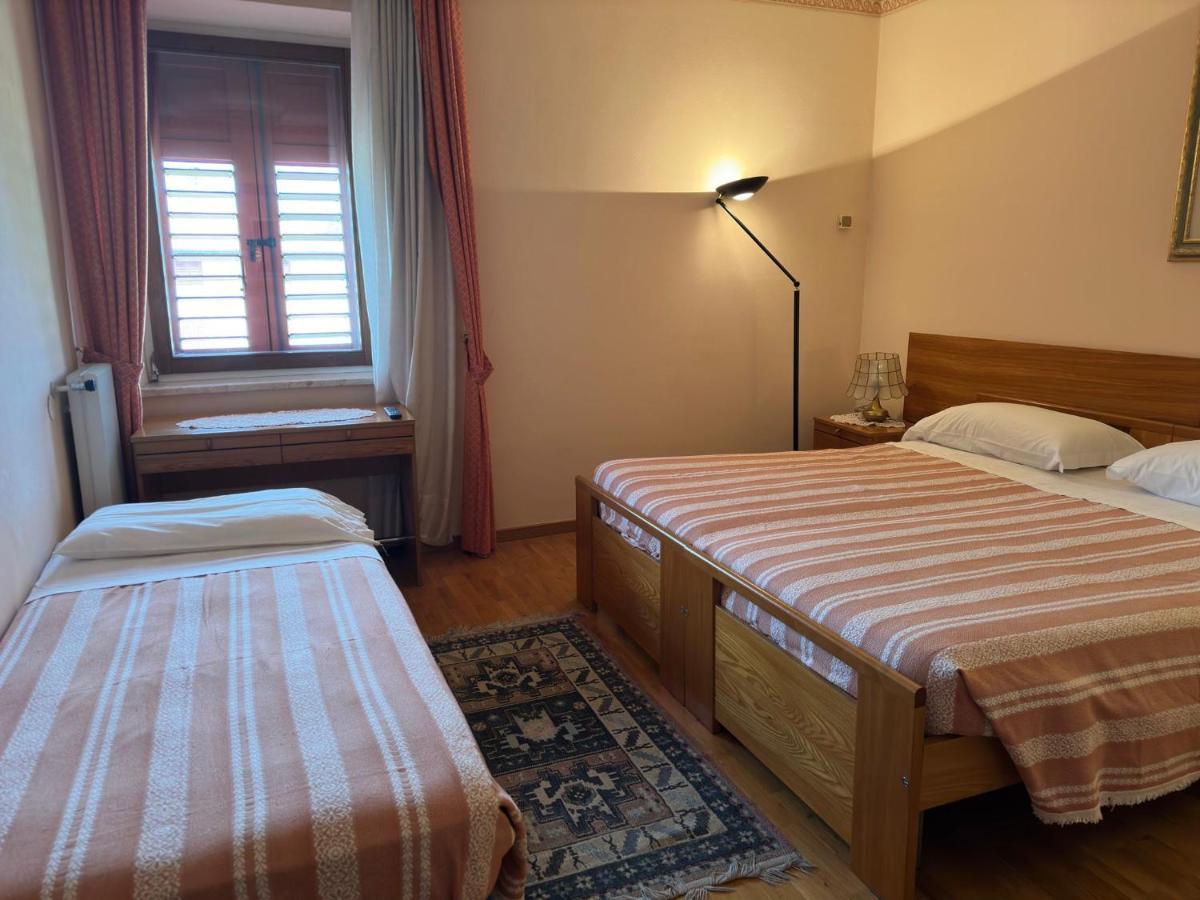 Villa Nuova Romeno Extérieur photo